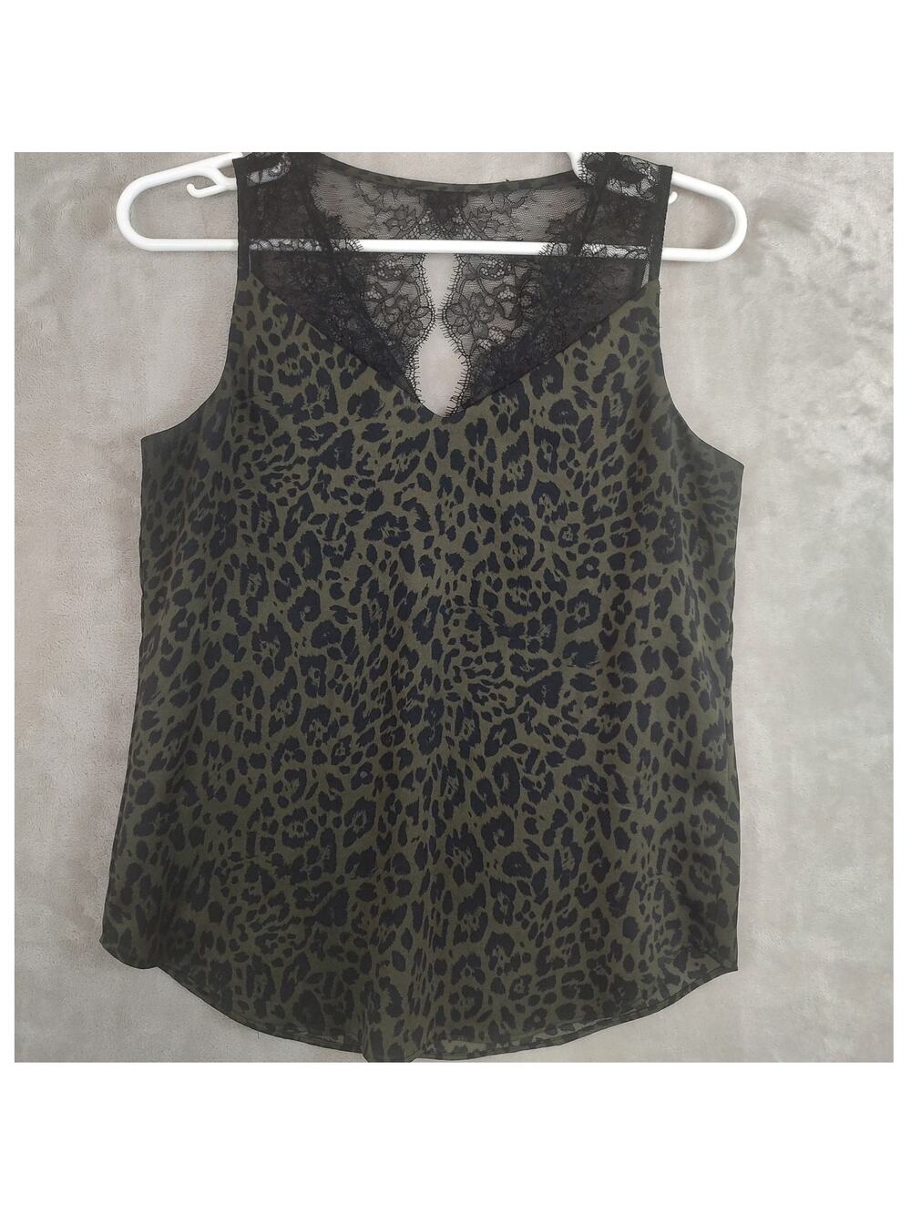 Women's Express Sleeveless Top Green & Black Leopard Print Lace Trim Sz X-Small